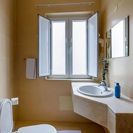 Casa Luma Bed & Breakfast Lagos