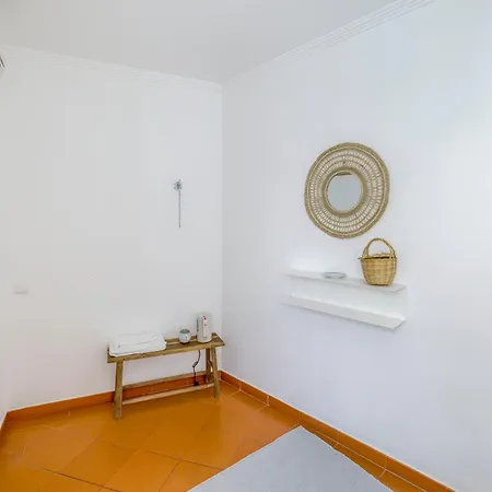 Alojamento de Acomodação e Pequeno-almoço Casa Luma *