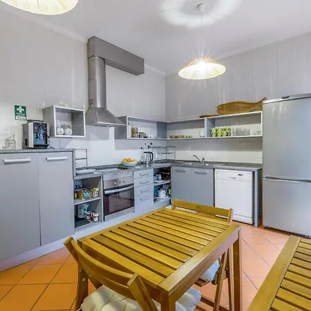 Alojamento de Acomodação e Pequeno-almoço Casa Luma Lagos